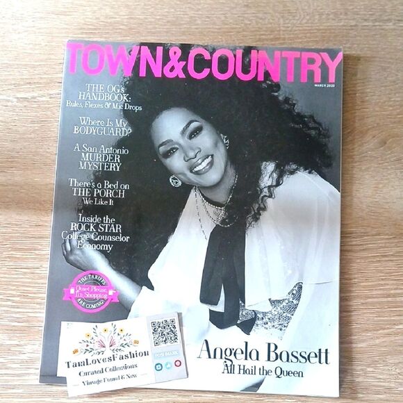 Town & Country Magazine w/Angela Bassett Cover March 2025 Stylish Iconic - Picture 1 of 5